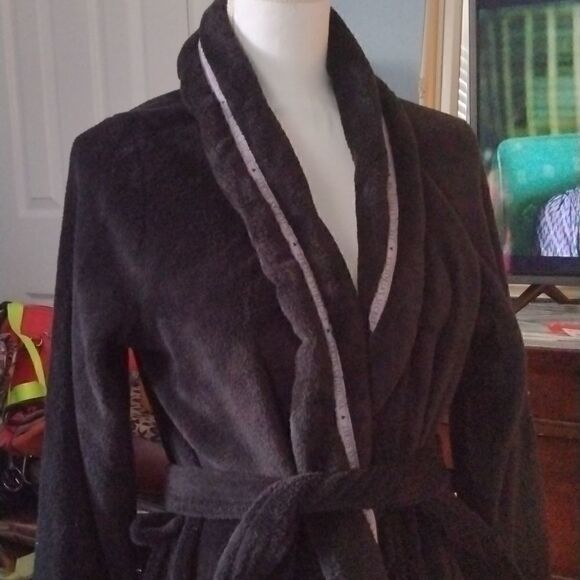 Victoria Secret   - Picture 4 of 6